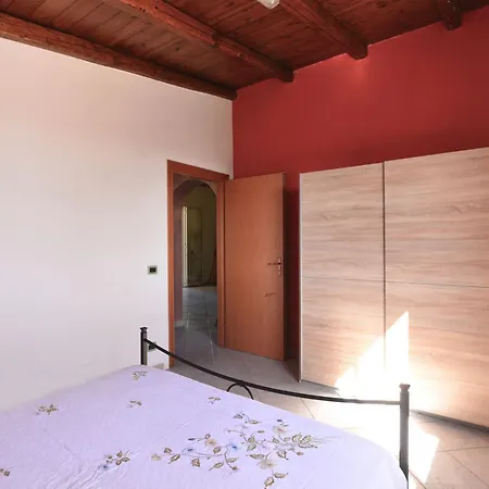 Gabriele By Interhome * Solarino